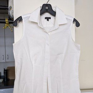 Talbots Wrinkle Resistant White Sleeveless Button Down Size 2